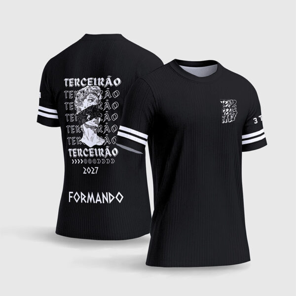 Arte Vetor Camisa Formandos Estátua Terceirão.jpg apresenta o mockup de um fardamento escolar de formatura na cor preta com estampa frontal minimalista texturizada e um grande grafismo traseiro no estilo streetwear combinando o busto de uma estátua grega com venda nos olhos, escritas Terceirão empilhadas, ano 2027 e o nome do formando em sublimação total CorelDRAW.